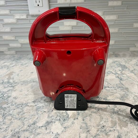 Disney Mickey Mouse Cake Pop Maker - Picture 3 of 4